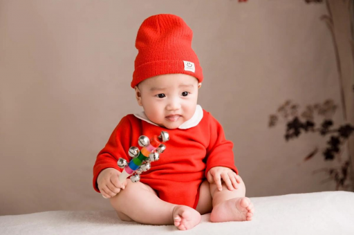 中国香港3岁宝宝蛀牙